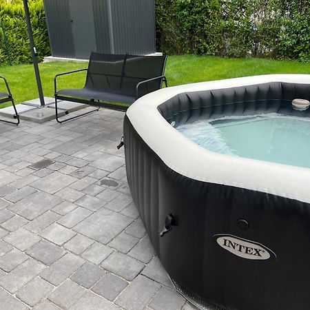 Haushalfte Mit Garten, Kamin, Grill & Whirlpool Nahe Ber Villa Berlin Kültér fotó