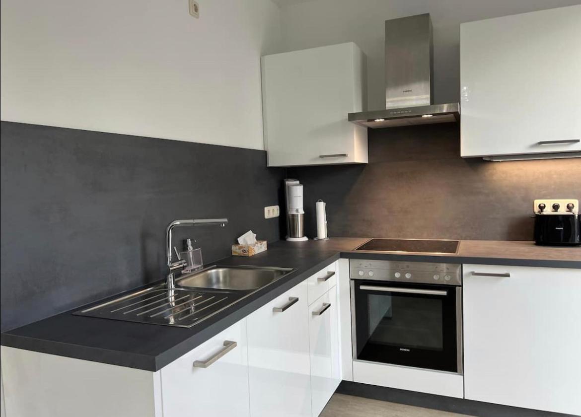 Haushalfte Mit Garten, Kamin, Grill & Whirlpool Nahe Ber Villa Berlin Kültér fotó